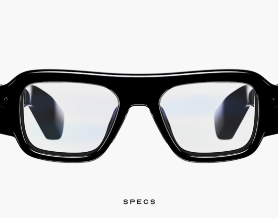 نظارات سناب شات SPECS للواقع المعزز 2026